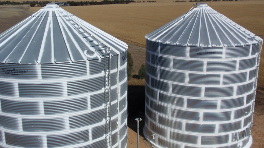 Step 6: The entire silos joints, bolts, flashings and penetrations over the walls and roof sealed using Glo-
