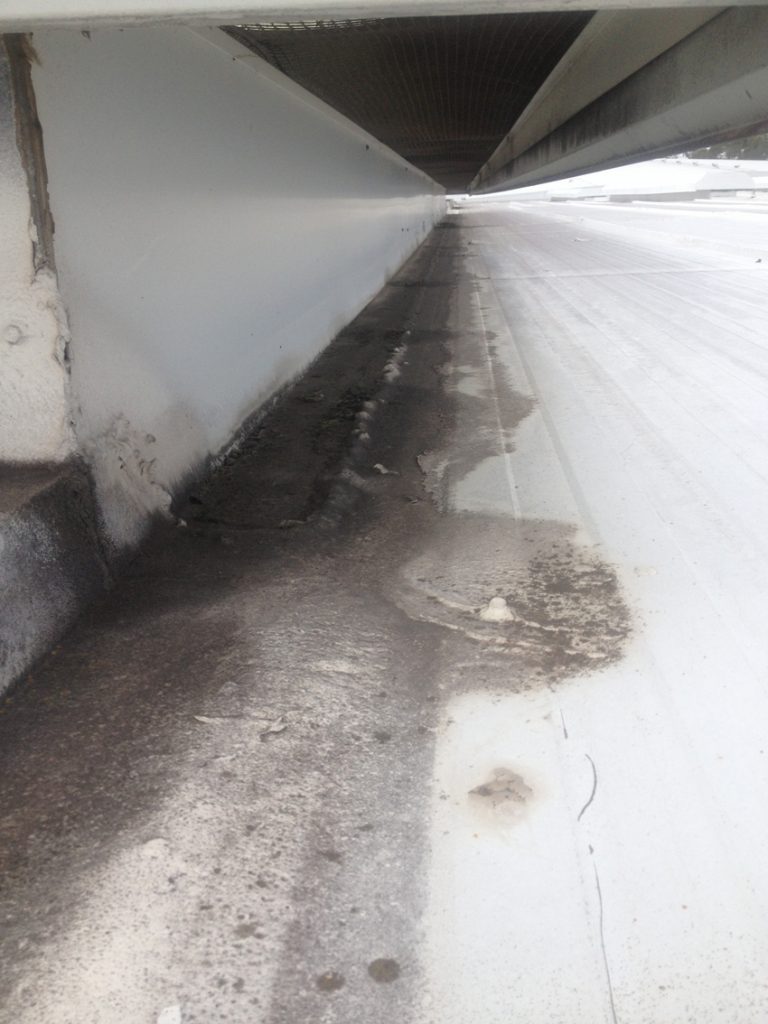 Step 4: Before and after the surface was sealed with Novalast 151 LTM.